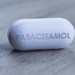 Paracetamol: ¿ Qué y para qué sirve ? Tipo de dolor que alivia, cuándo hay que tomar y efectos secundarios.
